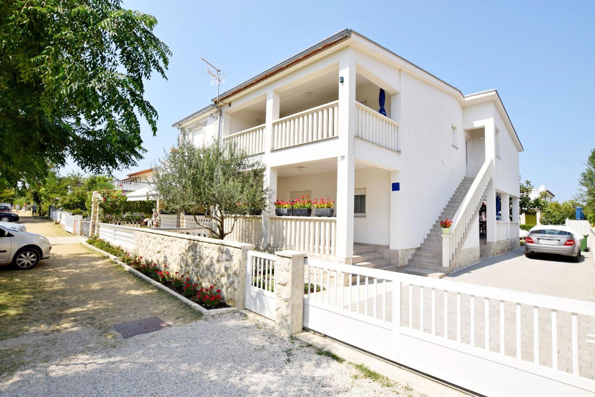 נין Apartment Diva מראה חיצוני תמונה