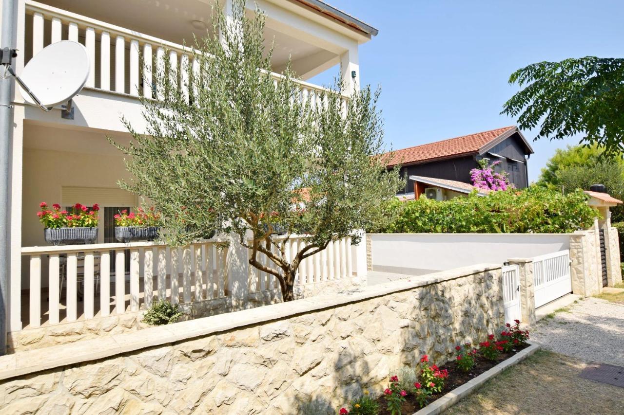 נין Apartment Diva מראה חיצוני תמונה